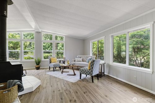 2430 Goss Lake Rd, Langley, WA, 98260-9616 | Card Image