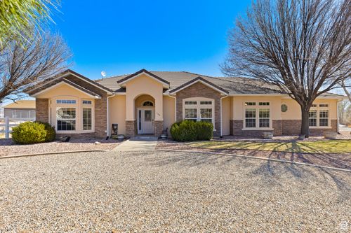 846 S 800 E, New Harmony, UT, 84757-7752 | Card Image