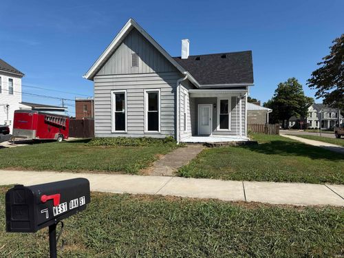 7 E Oak St, Poseyville, IN, 47633-8767 | Card Image