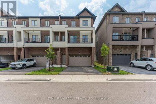 32 Alan Williams Trail, Uxbridge, ON, L9P0R6 | Card Image