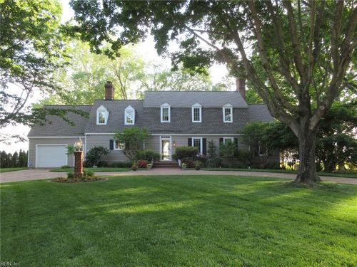 17 Flax Mill Road, Newport News, VA, 23602 | Card Image
