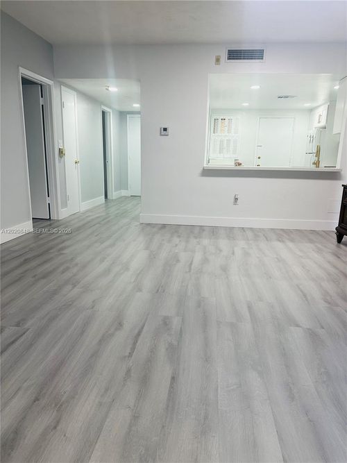 306-9175 Sw 77th Ave, Miami, FL, 33156-7674 | Card Image