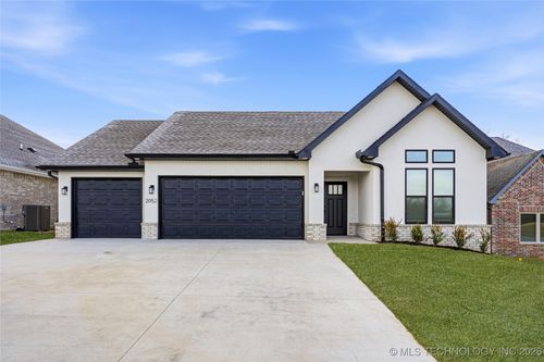 2052 E 128th Pl S, Jenks, OK, 74037-4465 | Card Image