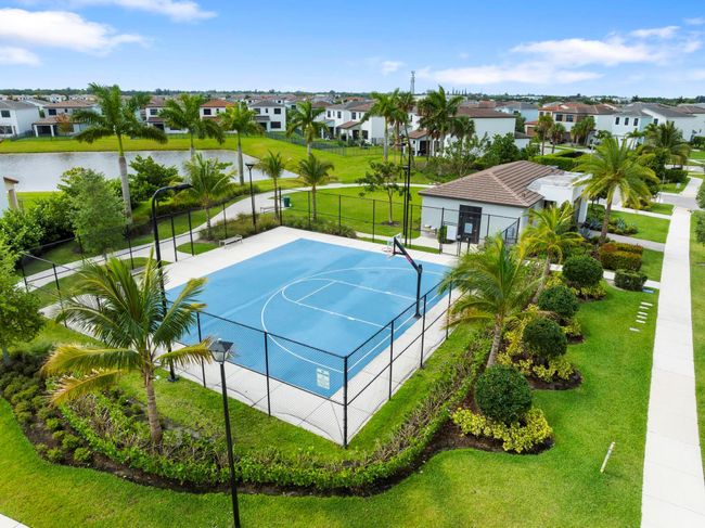 16450 Sandy Shore Dr, House other with 2 bedrooms, 2 bathrooms and null parking in Westlake FL | Image 33