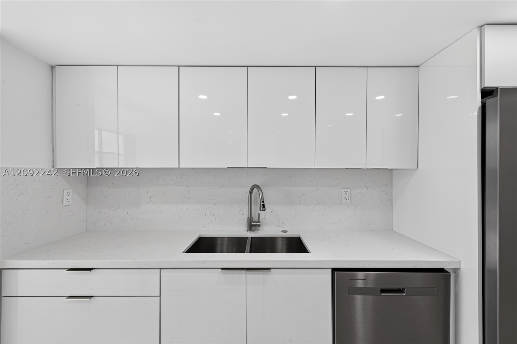 Residential Lease in Hallandale 4
