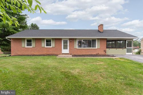 10602 Oaktree Cir, WILLIAMSPORT, MD, 21795-1128 | Card Image