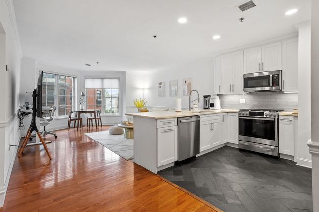 APT-407 - 501 9 Th St, Condo with 2 bedrooms, 2 bathrooms and null parking in Hoboken NJ | Image 4