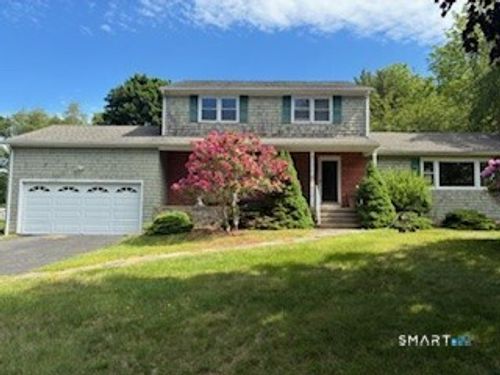 11 Williamsburg Dr, Orange, CT, 06477-1231 | Card Image