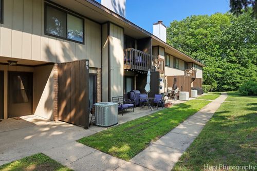 85-85 Woodhills Bay Rd, Fox Lake, IL, 60020-1564 | Card Image
