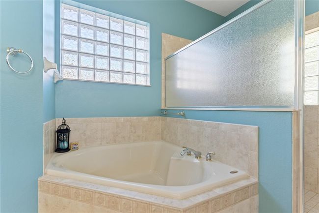 7351 Spring Mountain Ln, House other with 5 bedrooms, 4 bathrooms and null parking in YALAHA FL | Image 26