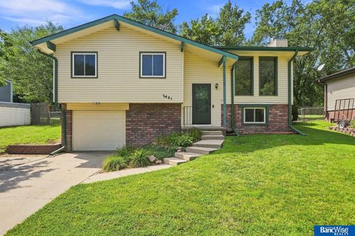 2401 Nw 50th St, Lincoln, NE, 68524-1539 | Card Image