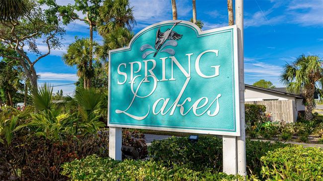 527 Spring Lakes Blvd, Condo with 2 bedrooms, 2 bathrooms and null parking in BRADENTON FL | Image 32
