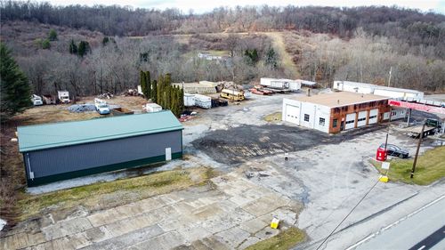 760 Route 422 E, Butler, PA, 16002-9280 | Card Image