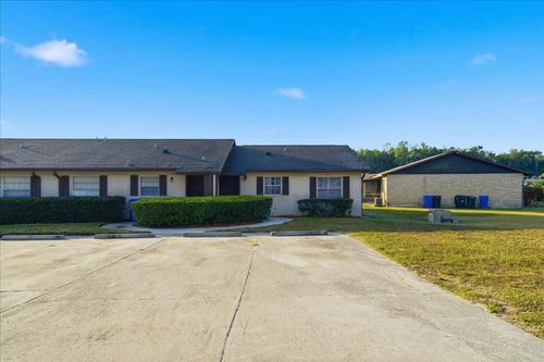 9601 Eastfield Rd, Thonotosassa, FL, 33592-3504 | Card Image