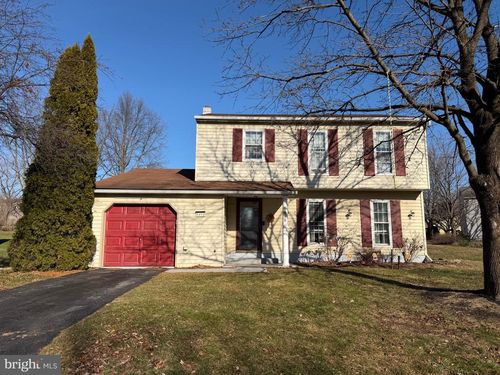 6490 Heatherfield Way, HARRISBURG, PA, 17112-3211 | Card Image