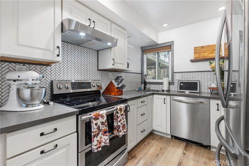 3621 Towne Park Cir, Pomona, CA, 91767-1211 | Card Image