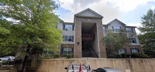 2102 Par Three Way, Lithonia, GA, 30038-1803 | Card Image