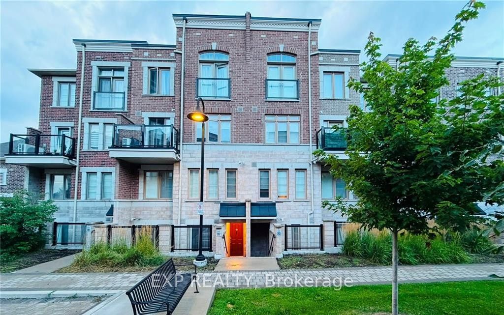 Residential Lease in Toronto W05 3