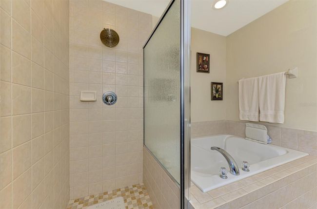 UNIT-102 - 3433 Grand Vista Ct, Condo with 2 bedrooms, 2 bathrooms and null parking in PORT CHARLOTTE FL | Image 28