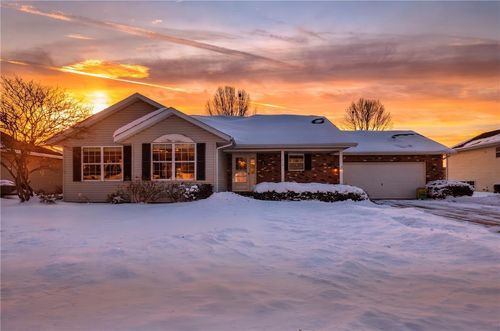 808 Shenandoah Ave, Effingham, IL, 62401-4512 | Card Image