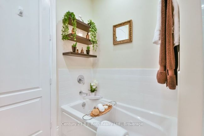 LS04 - 90 Orchard Point Rd, Condo with 2 bedrooms, 2 bathrooms and null parking in Orillia ON | Image 41