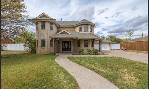 1415 7th St, Shallowater, TX, 79363-5105 | Card Image