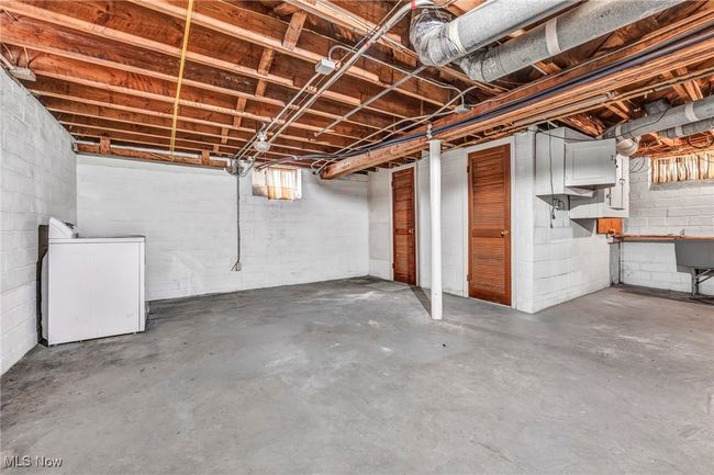Basement featuring washer / dryer | Image 22