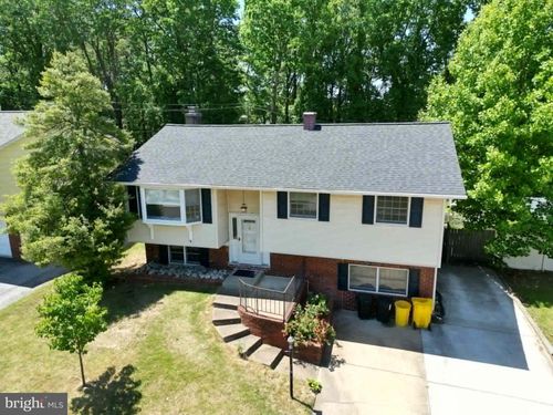 536 Crestpark Dr, GLEN BURNIE, MD, 21061-5102 | Card Image