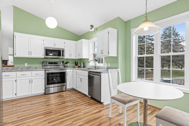 5794 Willow Ln N, Townhouse with 2 bedrooms, 2 bathrooms and null parking in Shoreview MN | Image 18