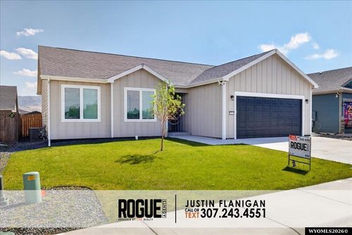 4645 Shale Cir, Mills, WY, 82644-5189 | Card Image