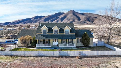 4920 Reinhart Ln, Winnemucca, NV, 89445-6609 | Card Image