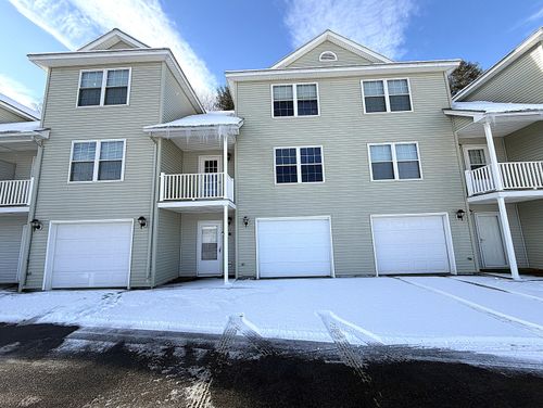 21-21 Ledges Court, Lewiston, ME, 04240 | Card Image