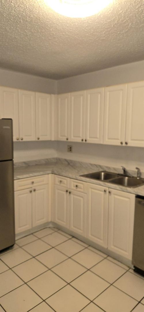 apt-105-5100 Sw 41st St, Pembroke Park, FL, 33023-6954 | Card Image