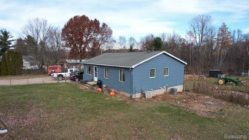 2608 N Lake Pleasant Rd, Attica, MI, 48412-9248 | Card Image