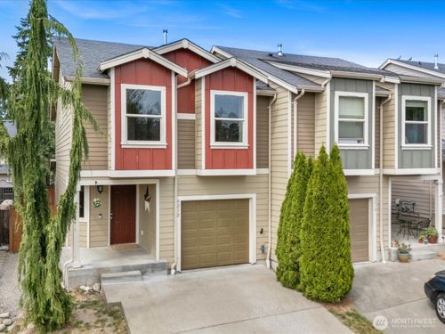 8212 42nd St Ne, Marysville, WA, 98270-6859 | Card Image