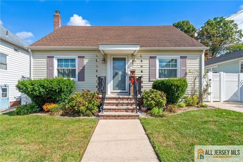 8 James St, South River, NJ, 08882-2020 | Card Image