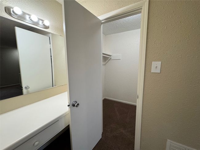APT-101 - 4902 W Wind Trl, Home with 1 bedrooms, 2 bathrooms and 1 parking in Austin TX | Image 13