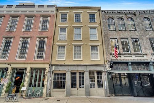 305 Decatur St, New Orleans, LA, 70130-1220 | Card Image