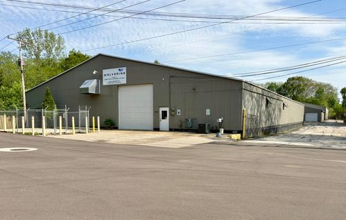 2660 Lawrence St, Stevensville, MI, 49127-1252 | Card Image