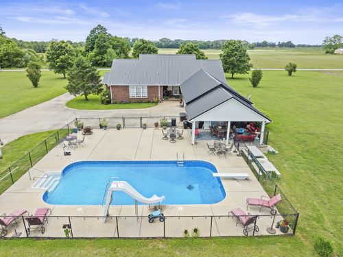 181 Hickory Grove Rd, Huntland, TN, 37345-5513 | Card Image