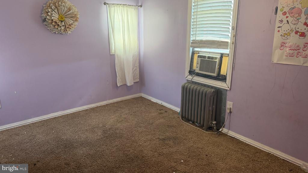 Residential in PHILADELPHIA 4