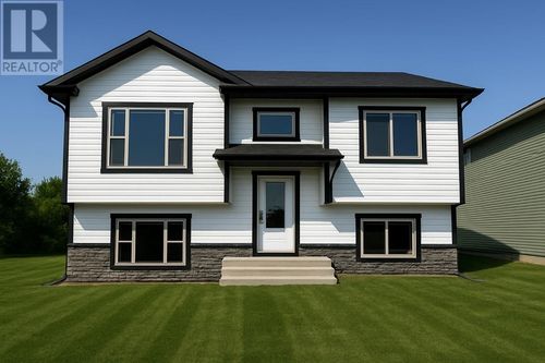 134 Spruceland Dr, Clarenville, NL, A5A0G1 | Card Image