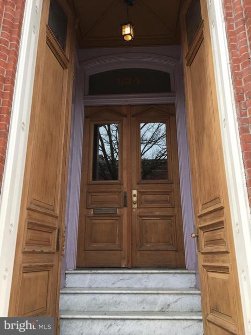3ff-834 Park Ave, BALTIMORE, MD, 21201-4807 | Card Image