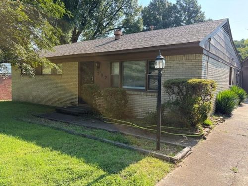 392 Mineral Rd, Memphis, TN, 38120 | Card Image
