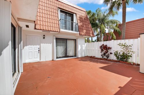 11-b-1423 Sw 28th Ave, Boynton Beach, FL, 33426-8020 | Card Image