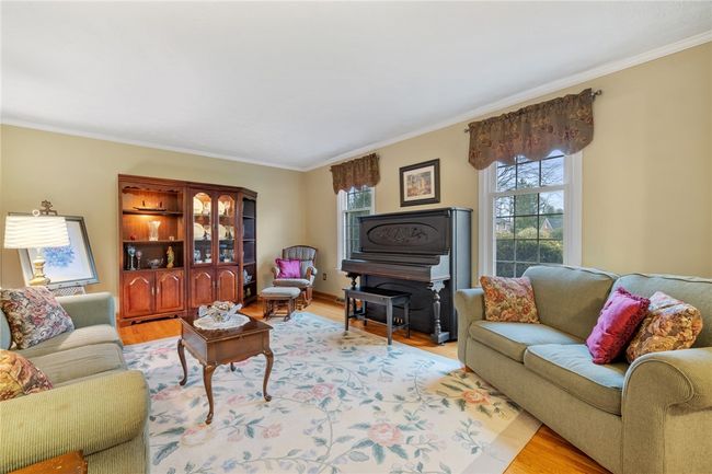 1378 Langport Dr, House other with 4 bedrooms, 4 bathrooms and 2 parking in Upper St. Clair PA | Image 5