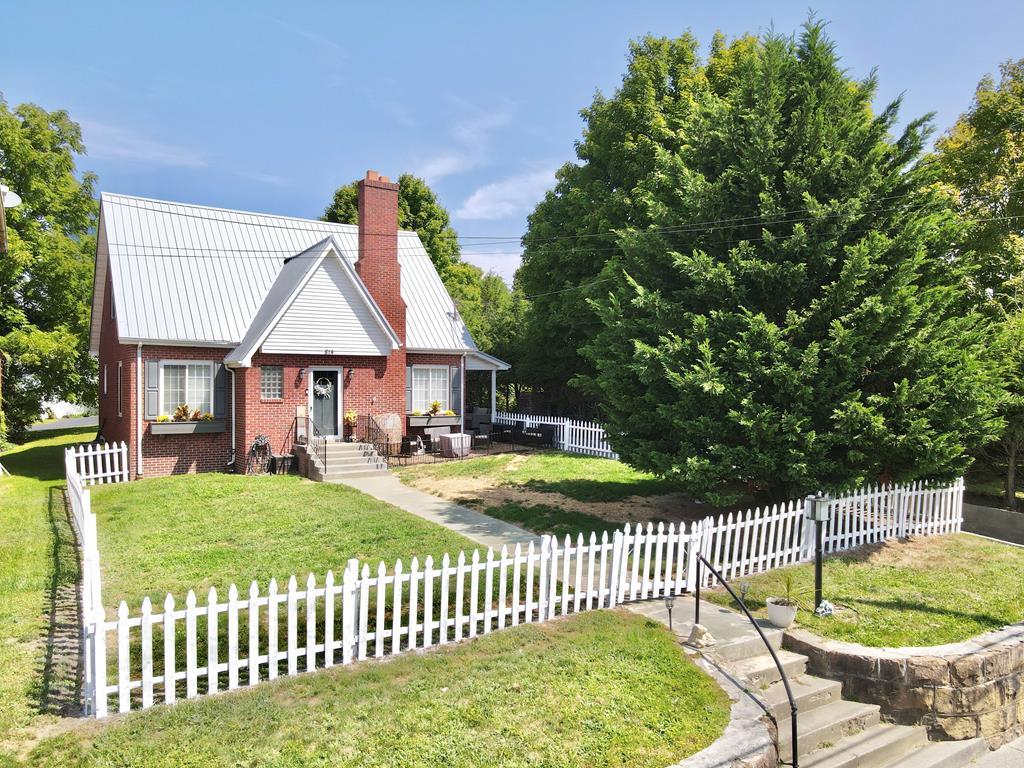 Highland Ave, Princeton, WV 24740