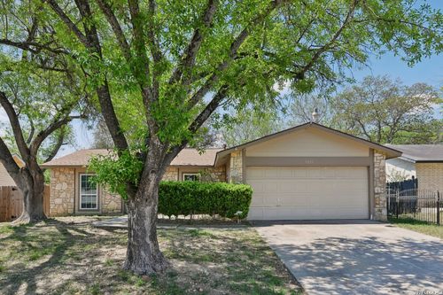 9019 Old Sky Hbr, San Antonio, TX, 78242-3225 | Card Image