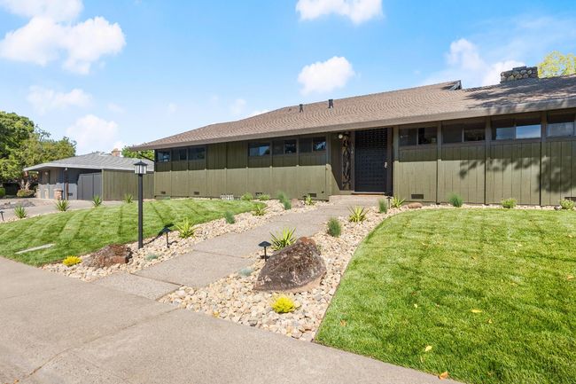 1349 Gagle Way, House other with 3 bedrooms, 4 bathrooms and null parking in Sacramento CA | Image 22