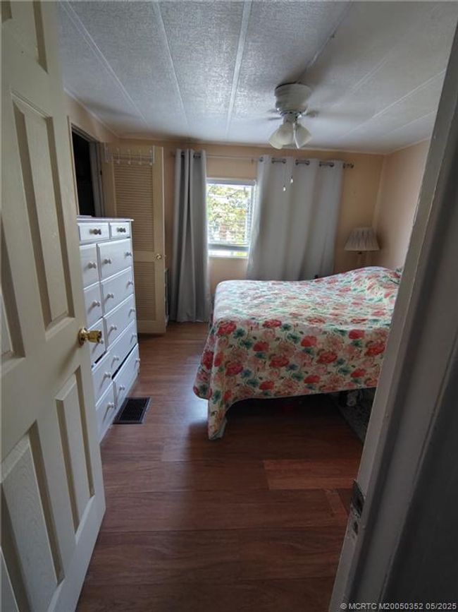 4225 1 St Ct, House other with 2 bedrooms, 2 bathrooms and 1 parking in Lantana FL | Image 9